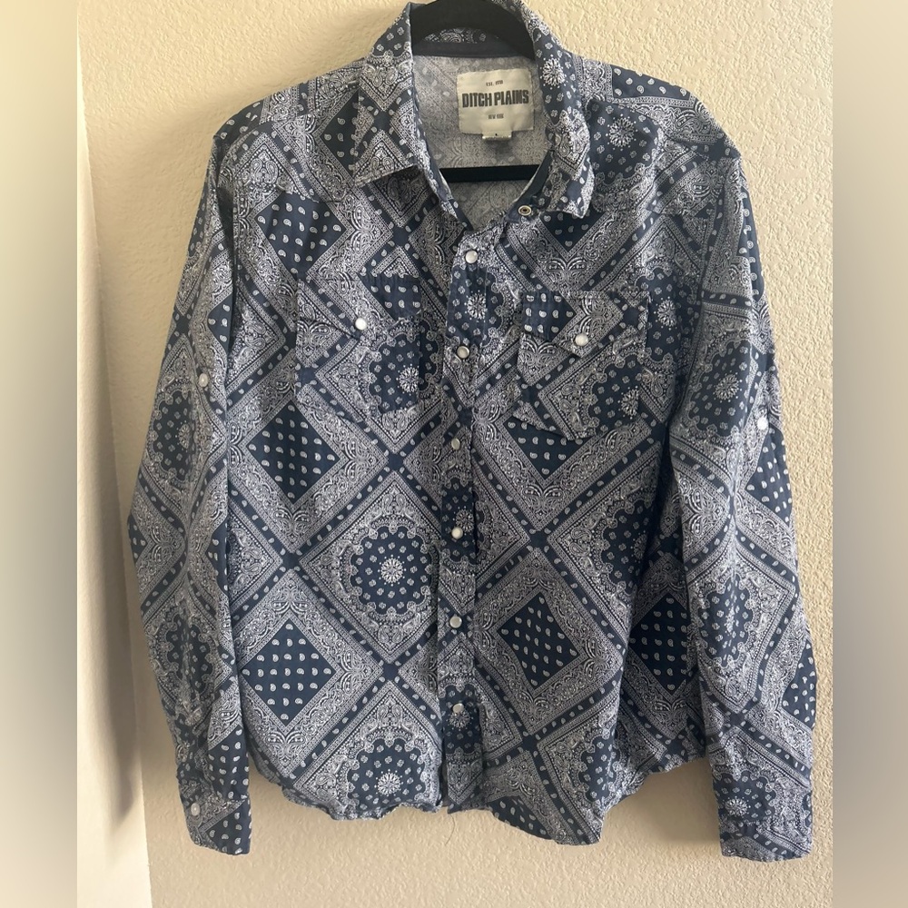Ditch Plains Blue Patterned Shirt size L